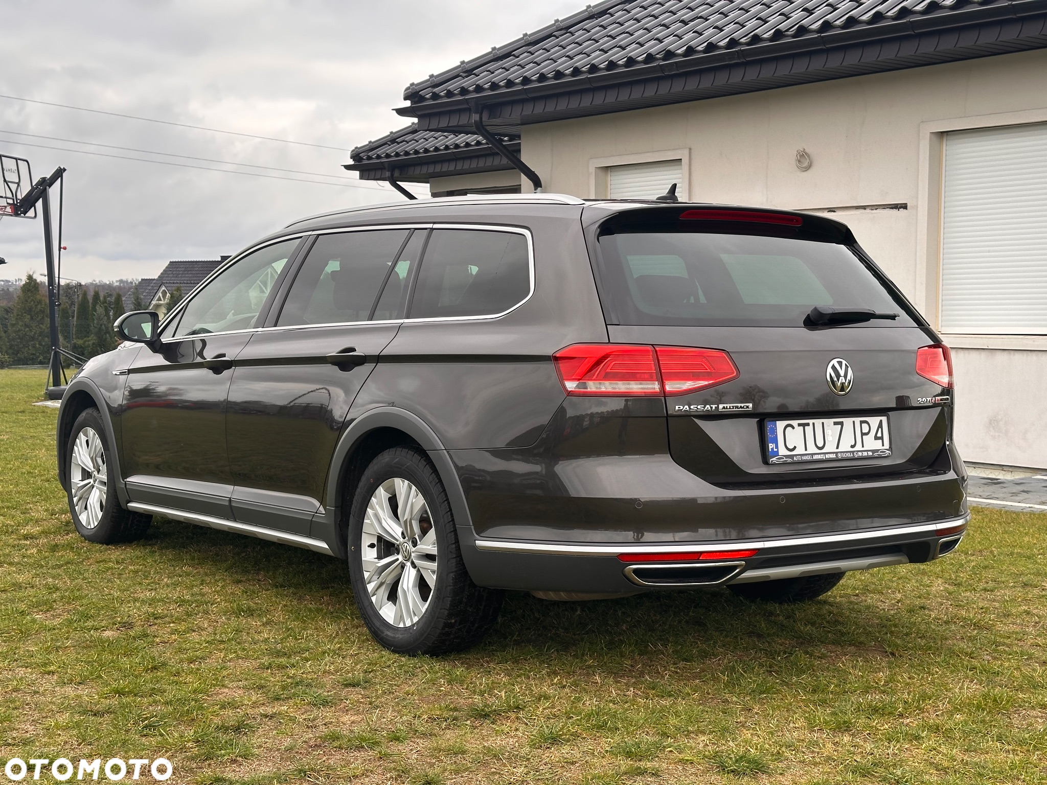Volkswagen Passat Variant 2.0 TDI SCR 4Motion DSG (BMT) Highline - 3
