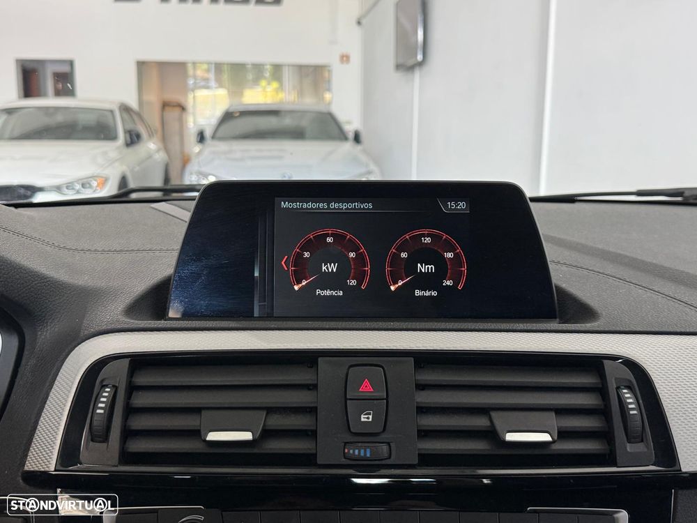 BMW 118 i Pack M - 32