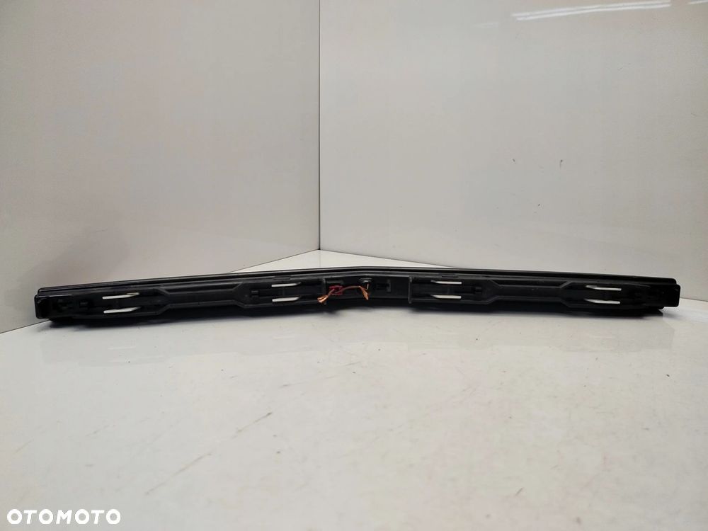 MERCEDES W207 09R- TRZECIE ŚWIATŁO STOP STOPU - 4
