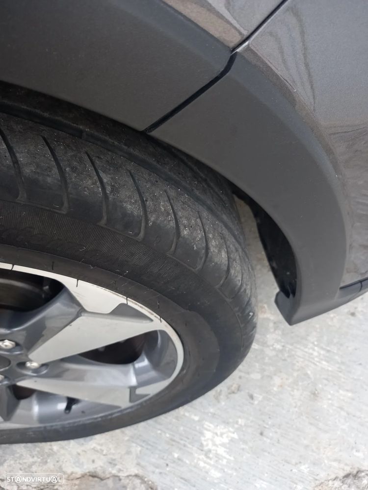 Ford Focus 1.5 TDCi ECOBlue Active - 4