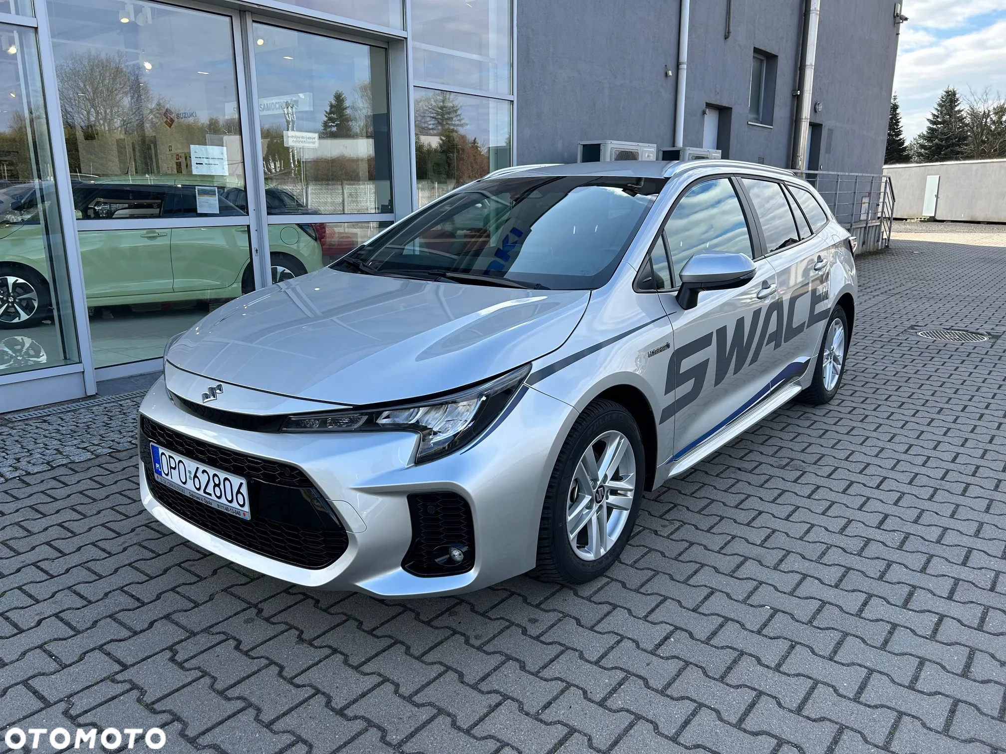 Suzuki Swace 1.8 Hybrid Premium Plus CVT - 9