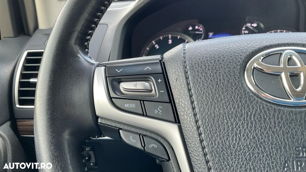 Toyota Land Cruiser 2.8l Turbo D-4D A/T AVS 5 locuri Luxury - 28