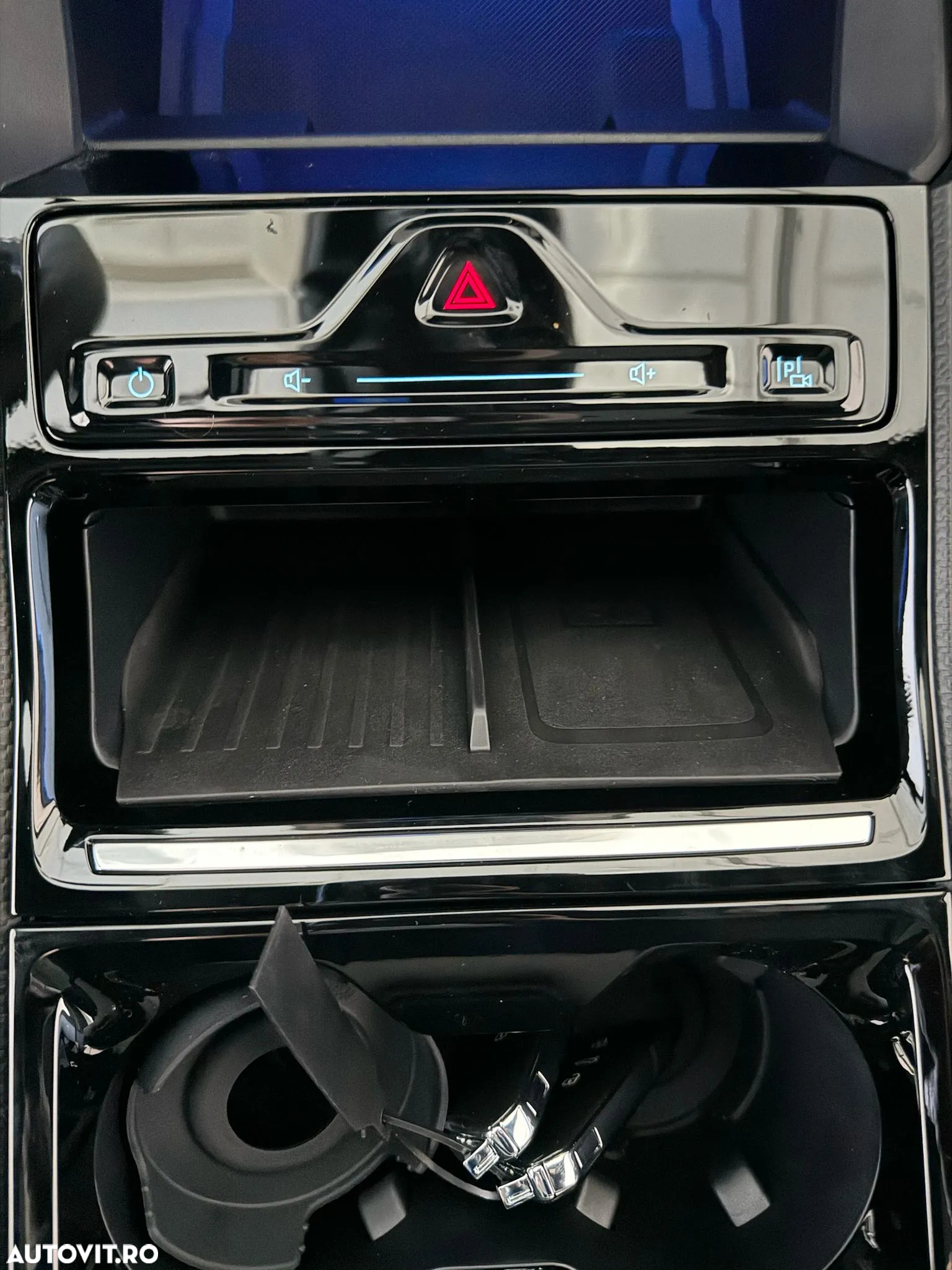Ford Explorer RWD 77 kWh Extended Range Select - 17