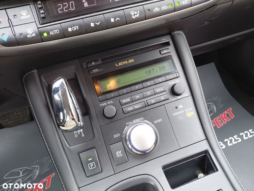 Lexus CT - 21