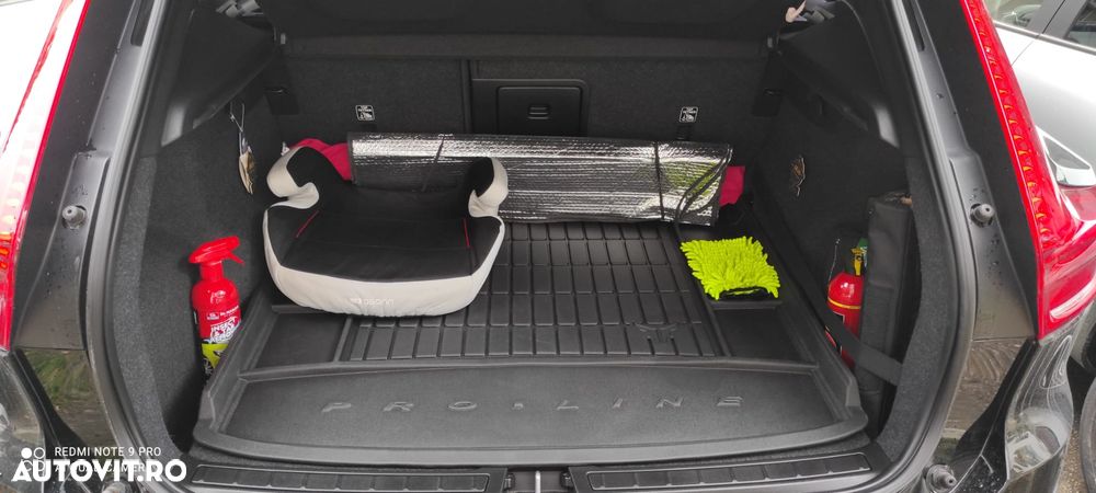 Volvo XC 40 D3 Momentum - 16
