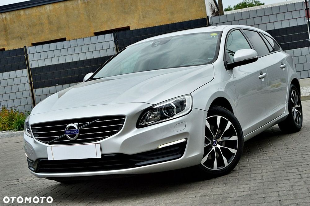 Volvo V60 D2 Drive-E Momentum - 3