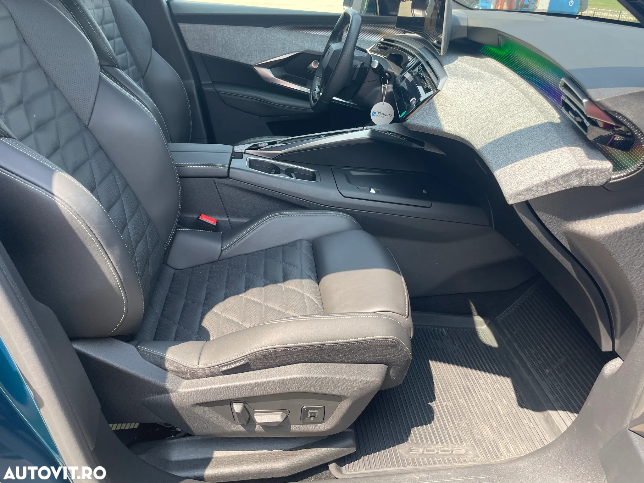 Peugeot 3008 1.2 MHEV 136 e-DCS6 GT - 10