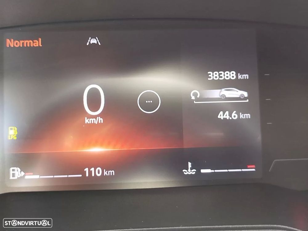 Renault Clio 1.0 TCe Evolution Bi-Fuel - 9