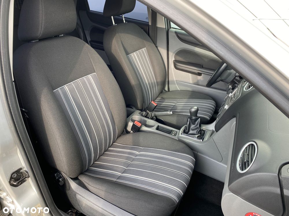 Ford Focus 1.6 TDCi DPF Concept - 17