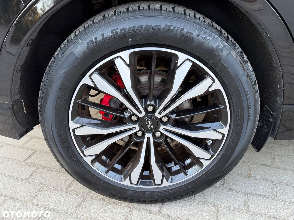Ford Kuga 2.0 EcoBlue 4x4 ST-LINE - 14