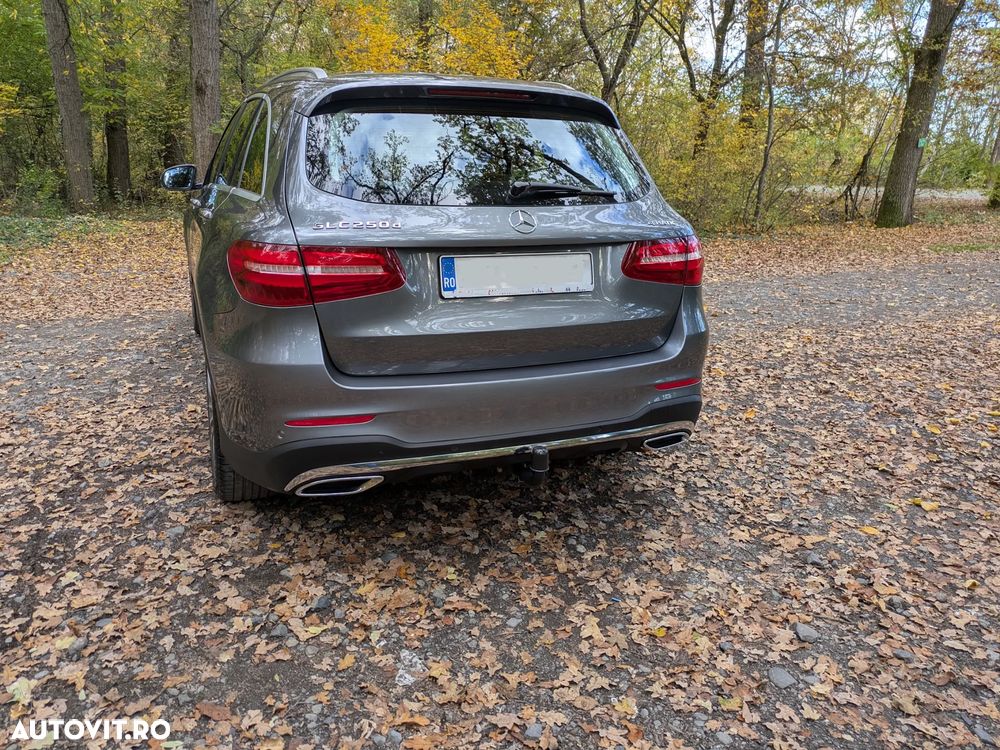 Mercedes-Benz GLC 250 d 4MATIC - 9