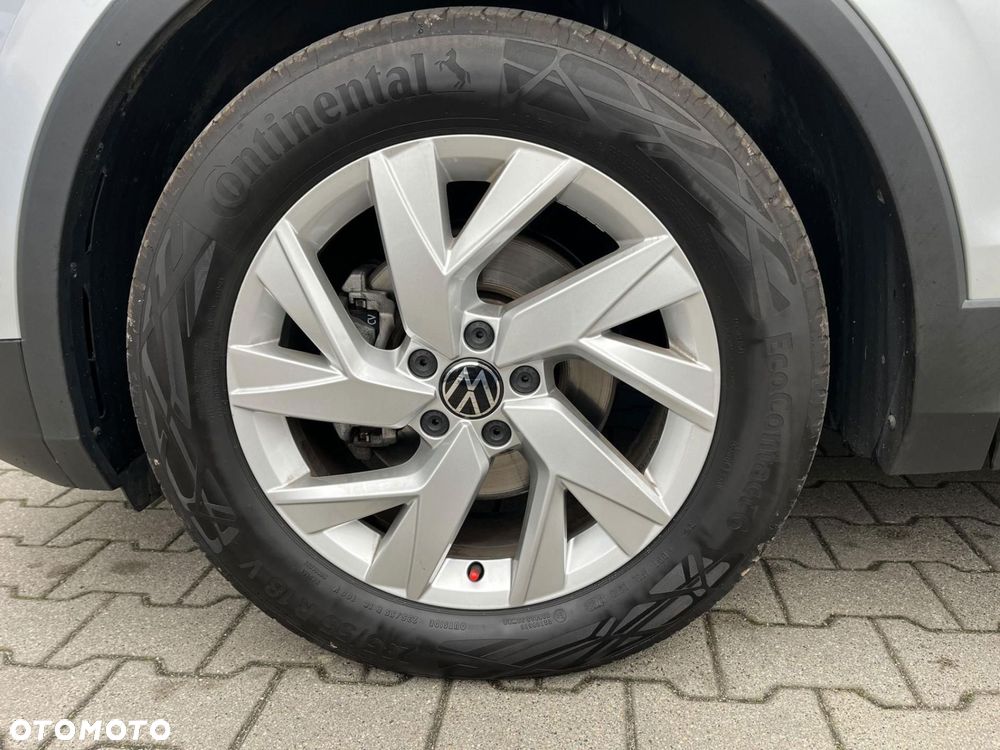 Volkswagen Tiguan - 19