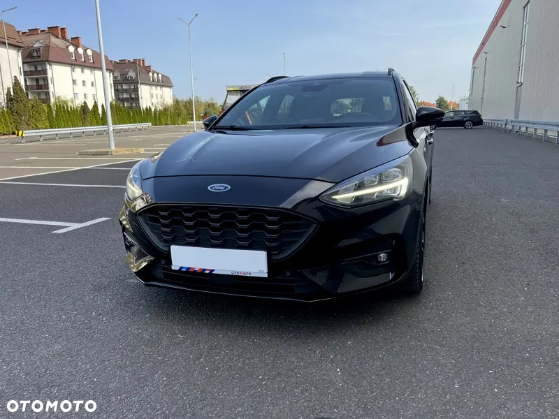 Ford Focus Turnier 1.5 EcoBoost Start-Stopp-System ST-LINE - 4