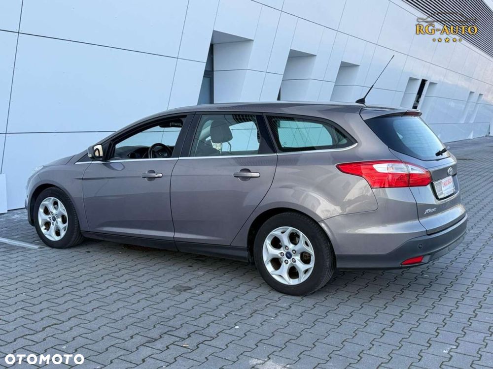 Ford Focus - 11