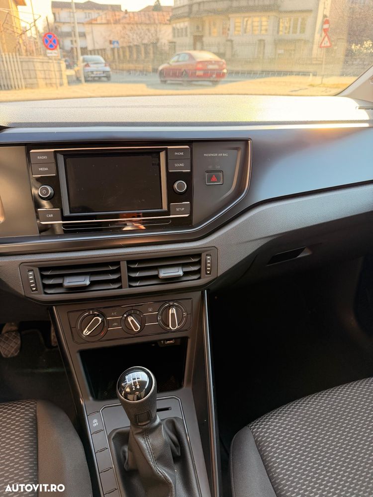 Volkswagen Polo - 10
