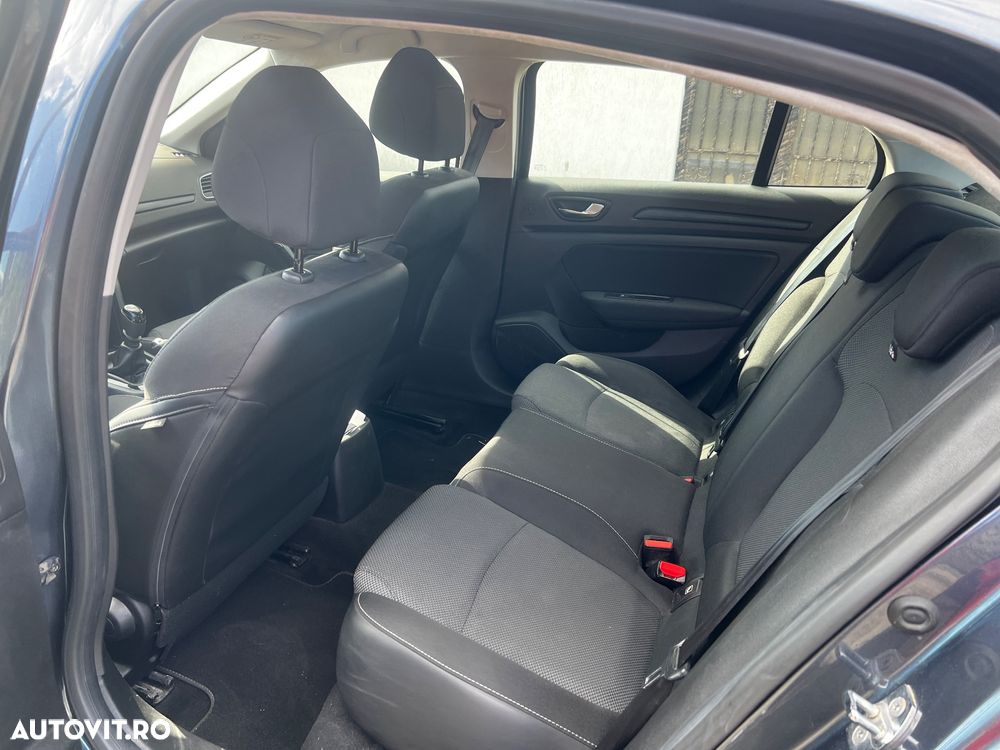 Renault Megane TCe GPF Intens - 15