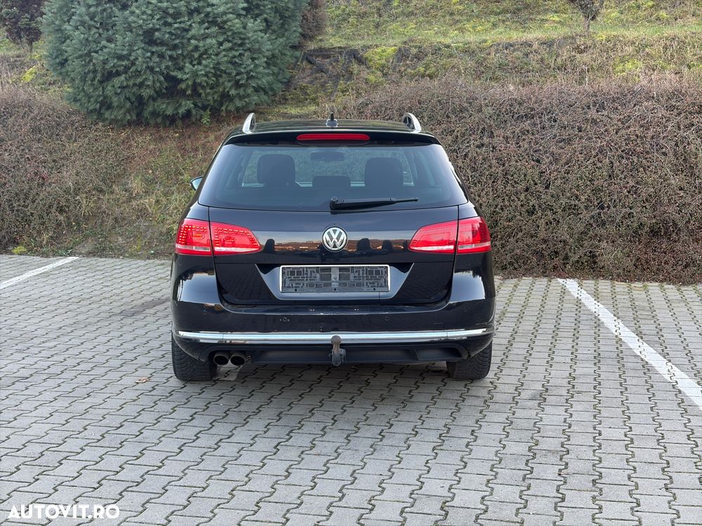 Volkswagen Passat Variant 2.0 Blue TDI DSG SCR Highline - 6