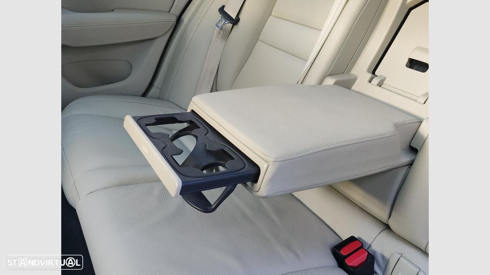 Volvo V60 2.0 T6 AWD TE Plus Bright - 14