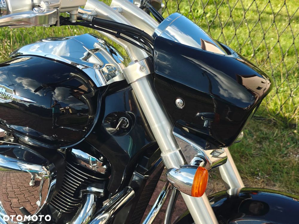 Suzuki Intruder - 9