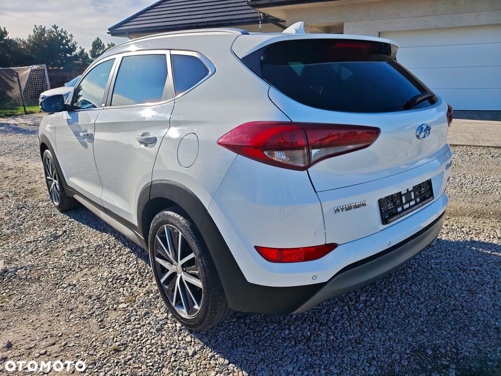 Hyundai Tucson 1.6 GDi 4WD DCT Premium - 3