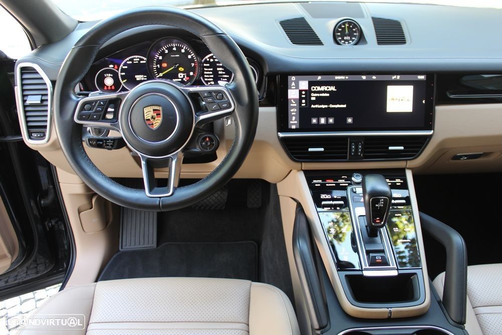 Porsche Cayenne Coupé E-Hybrid - 20