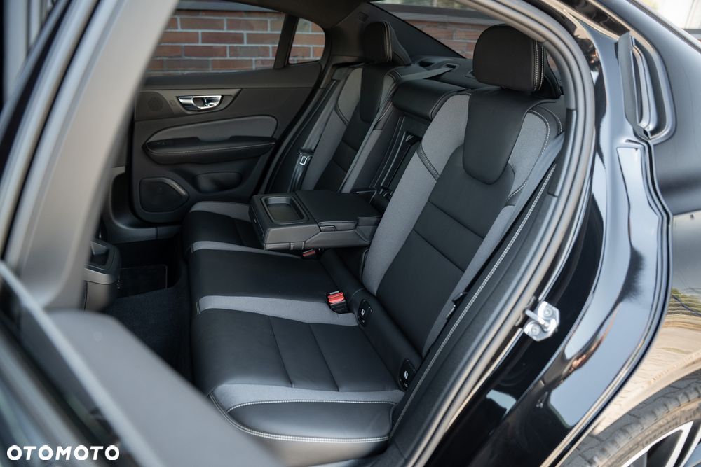 Volvo S60 - 35