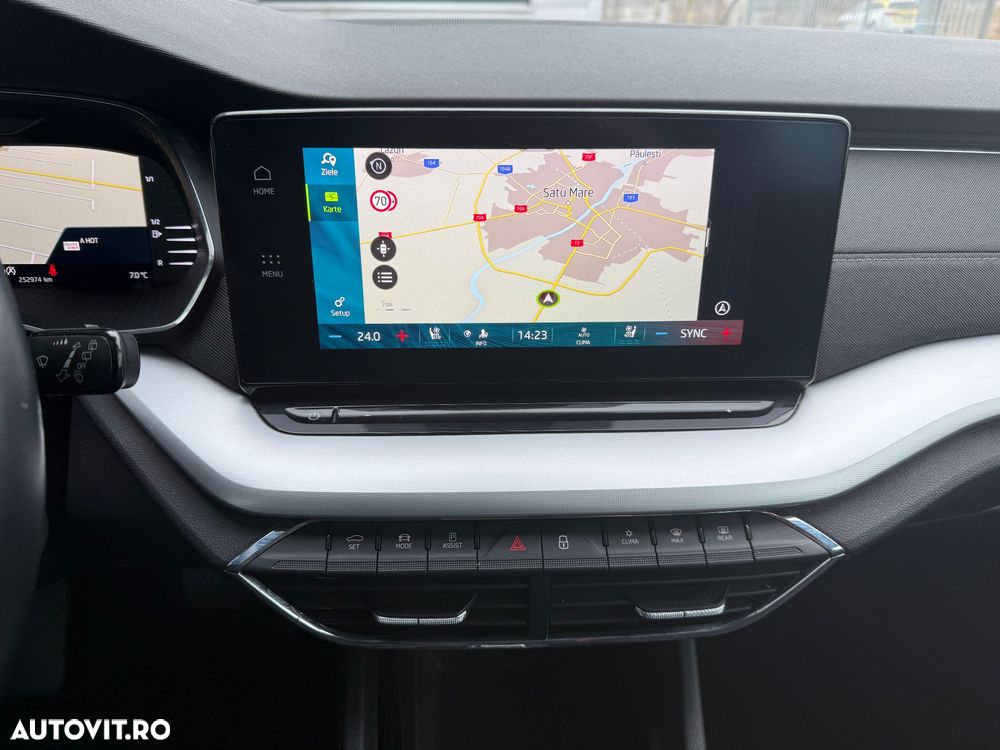 Skoda Octavia 2.0 TDI DSG Style - 35