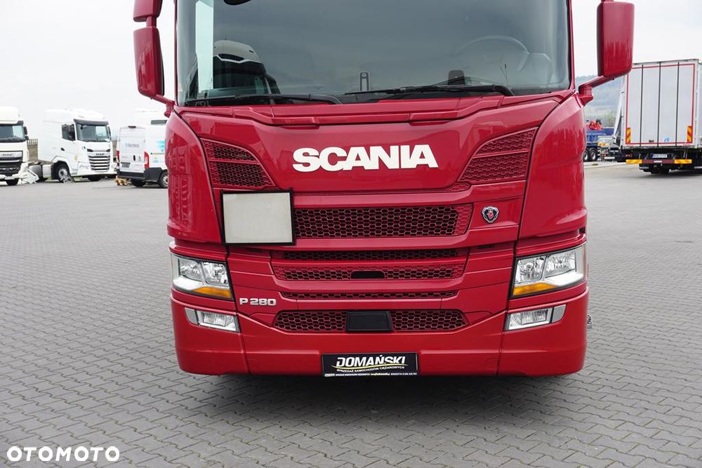Scania P 280 / ACC / E 6 / FIRANKA + WINDA / 20 PALET / DŁ. 8,2 M / OŚ SKRĘTNA - 23