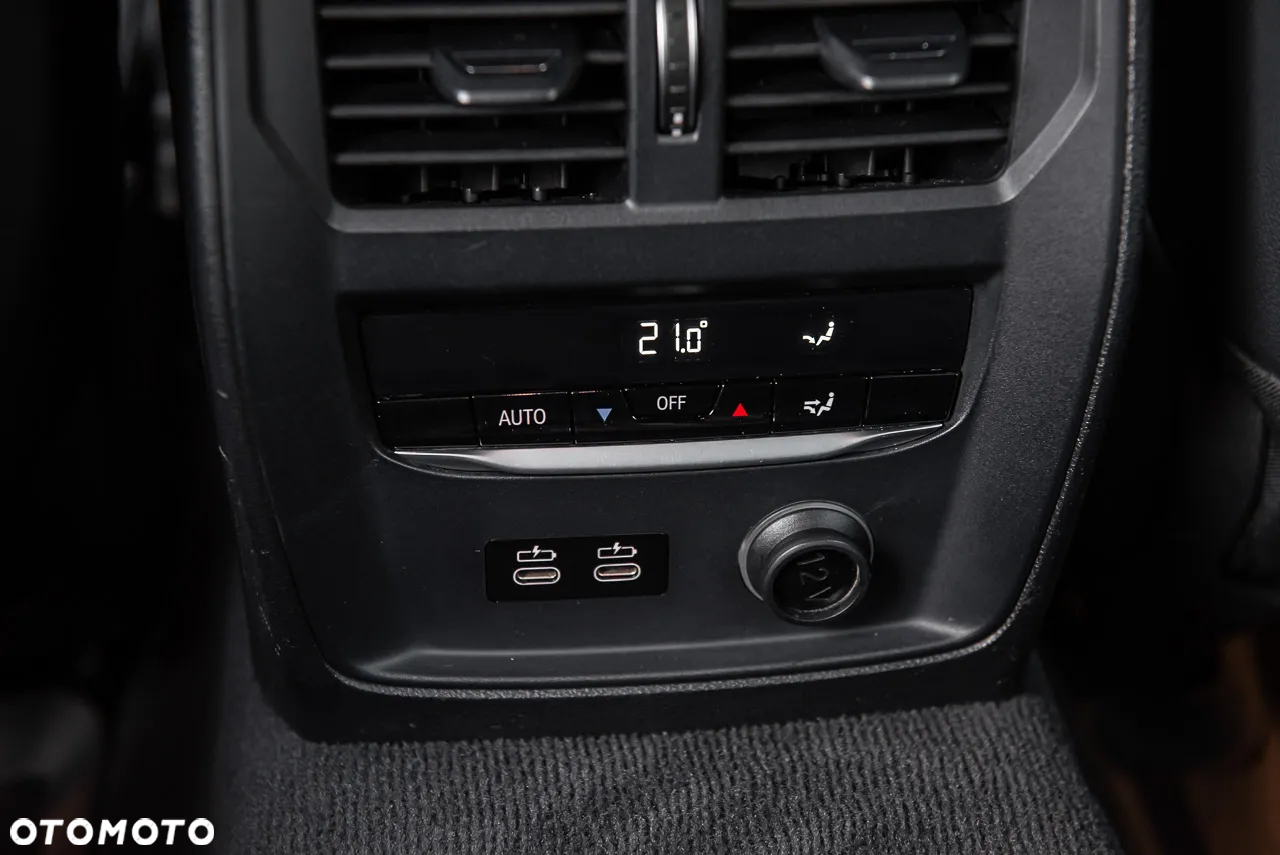 BMW Seria 3 320d xDrive M Sport - 31