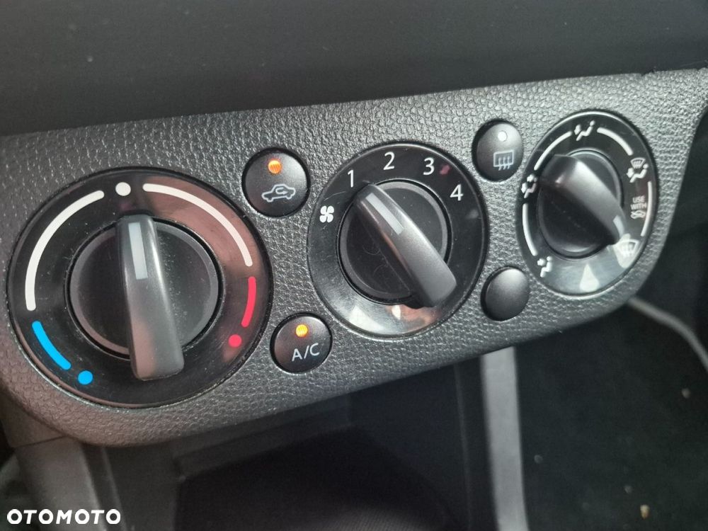 Suzuki Swift - 8