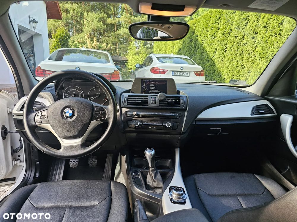 BMW Seria 1 116d EfficientDynamics Sport Line - 12