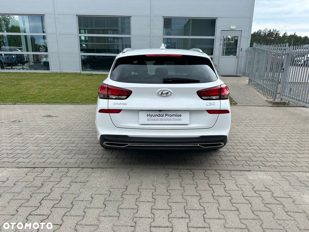Hyundai i30 1.5 T-GDI 48V Smart - 8