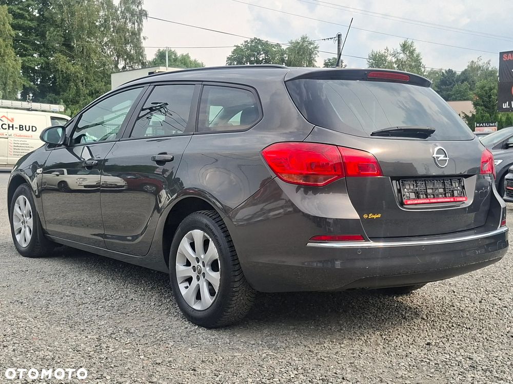 Opel Astra 1.4 T Cosmo EU6 - 4