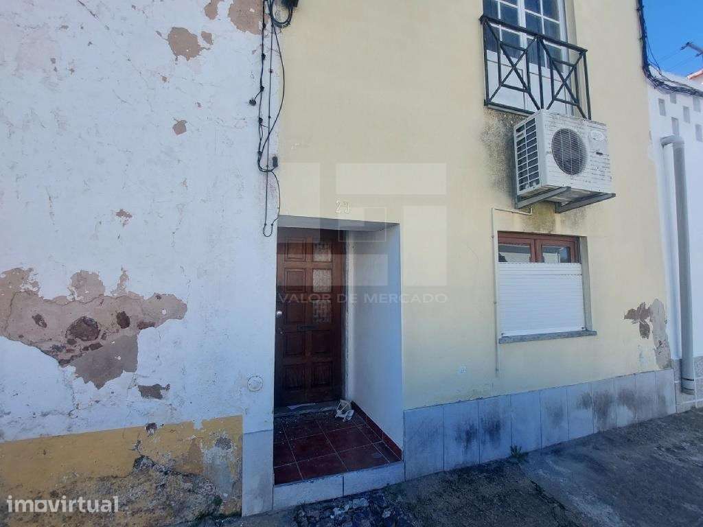 Moradia T3 para recuperar em Ferreira do Alentejo e Canhestros. - Grande imagem: 2/20
