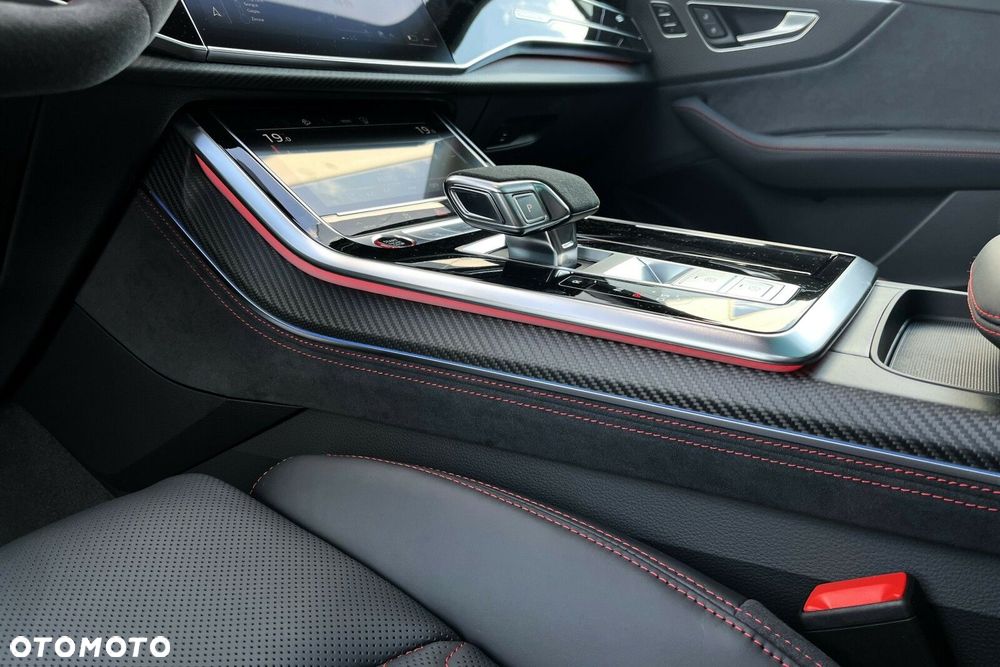 Audi RS Q8 - 20
