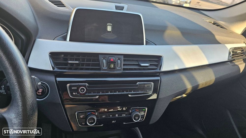 BMW X1 - 11