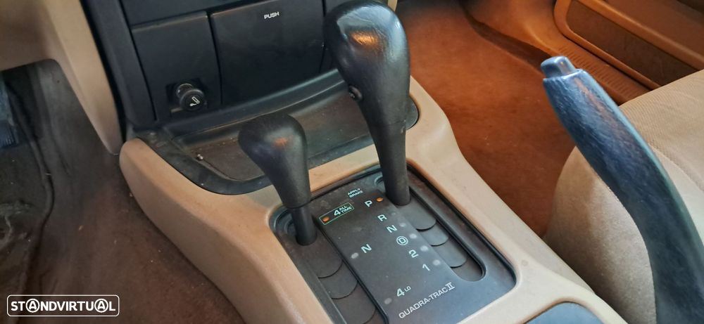 Jeep Grand Cherokee 3.1 TD Laredo - 8