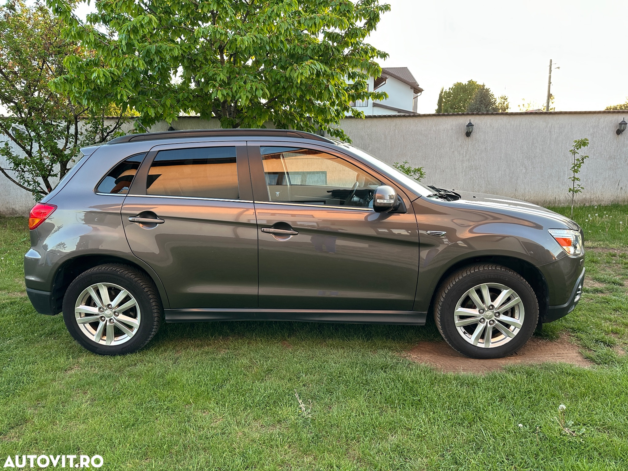 Mitsubishi ASX 1.8 DI-D 4WD Instyle - 32