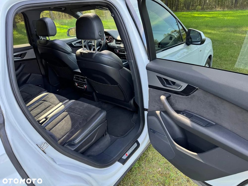 Audi Q7 3.0 TDI Quattro Tiptronic - 24