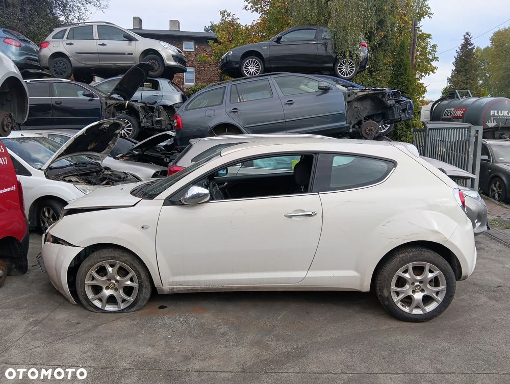 *ALFA ROMEO MITO* Samochód na części - 1