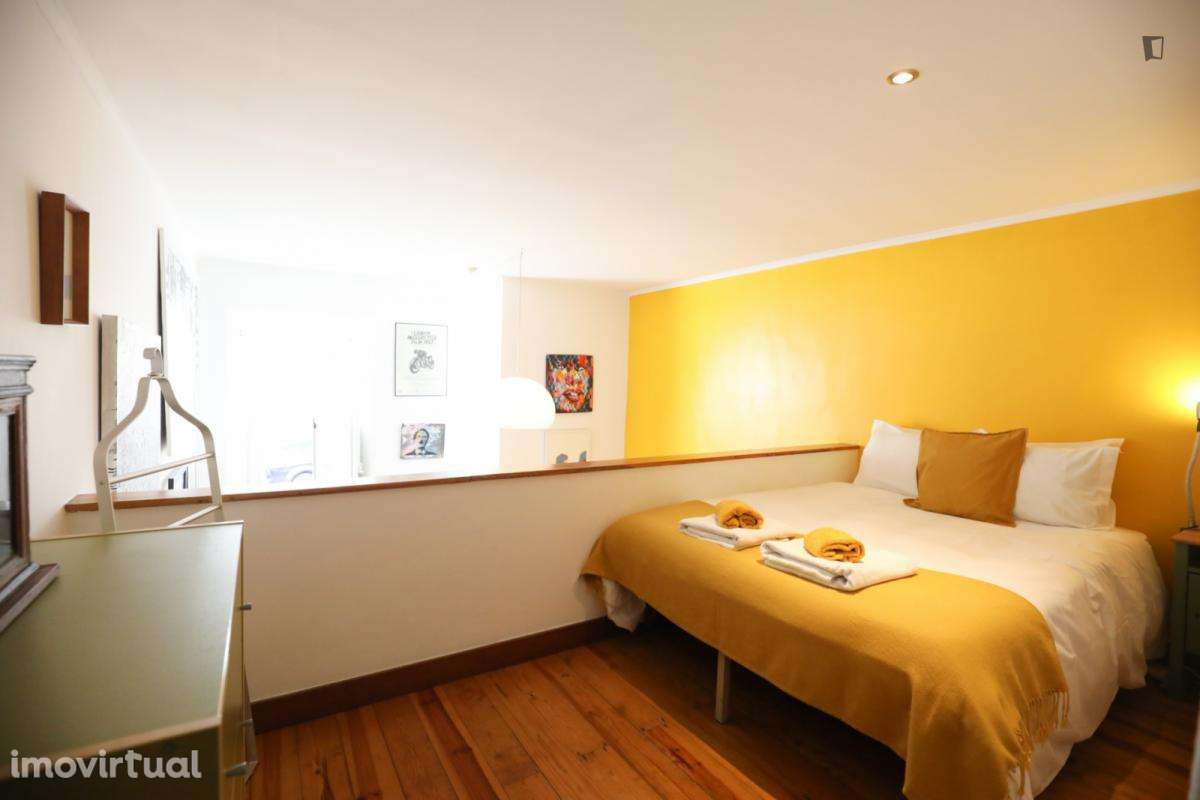 Apartamento com 1 quartos - localizado em Princípe Real Lisbon - Grande imagem: 2/60