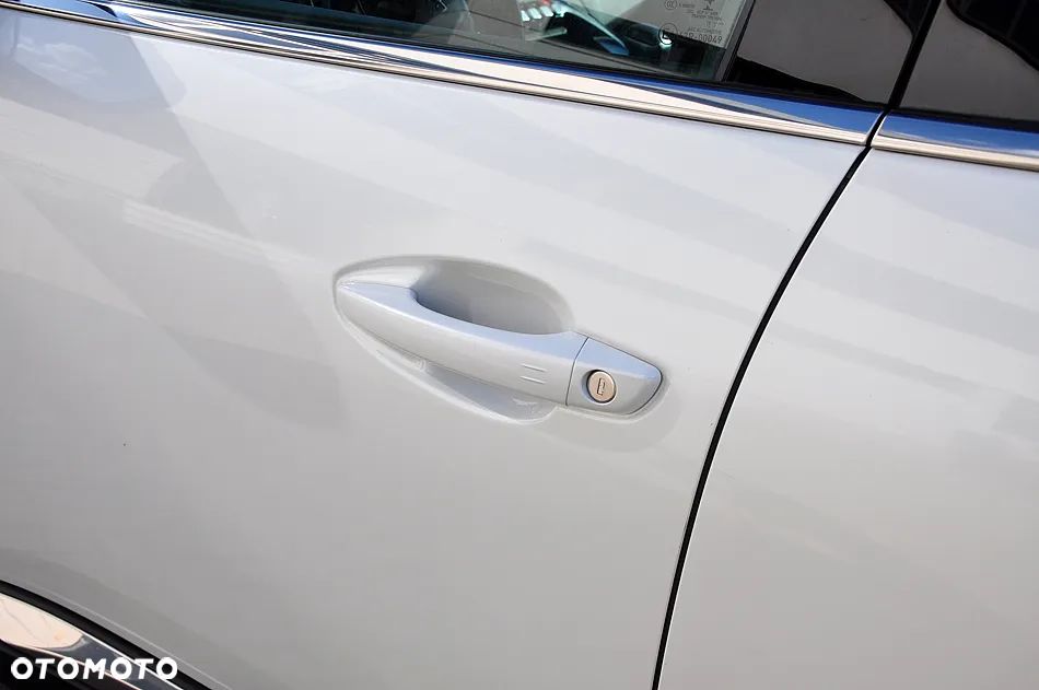 Peugeot 3008 1.5 BlueHDi GT S&S - 16