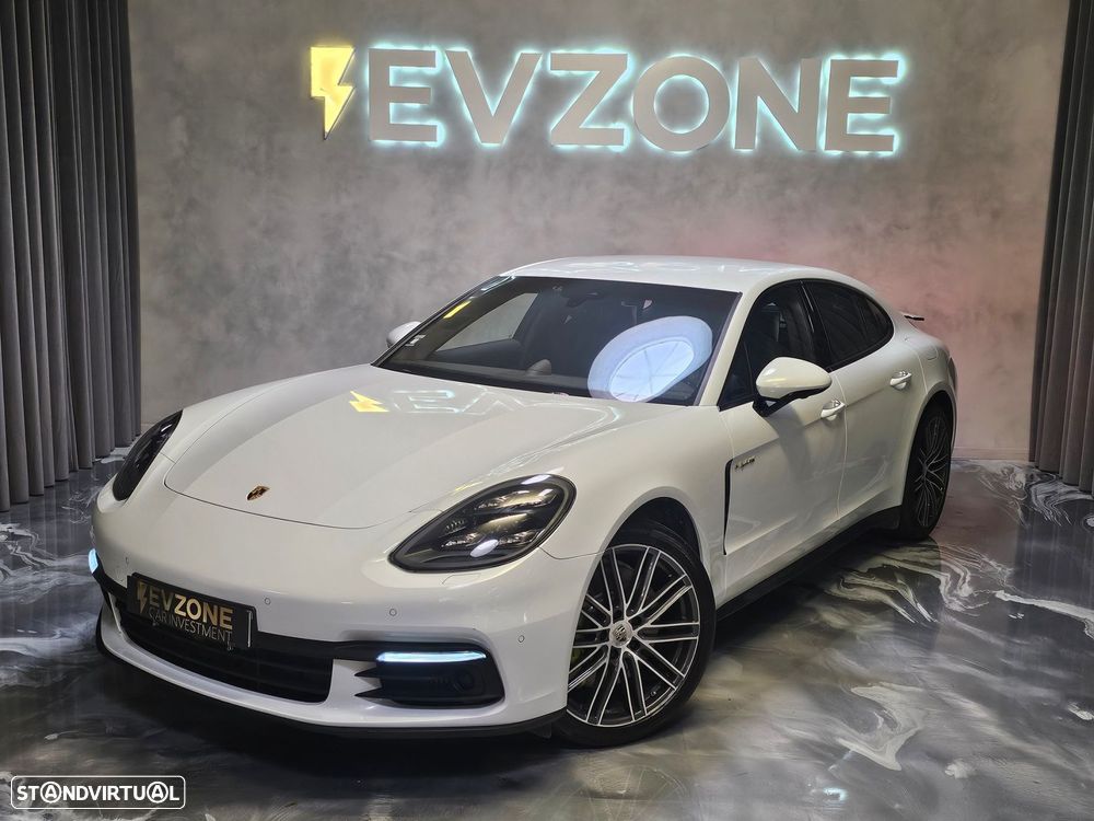 Porsche Panamera 4 E-Hybrid Executive - 1
