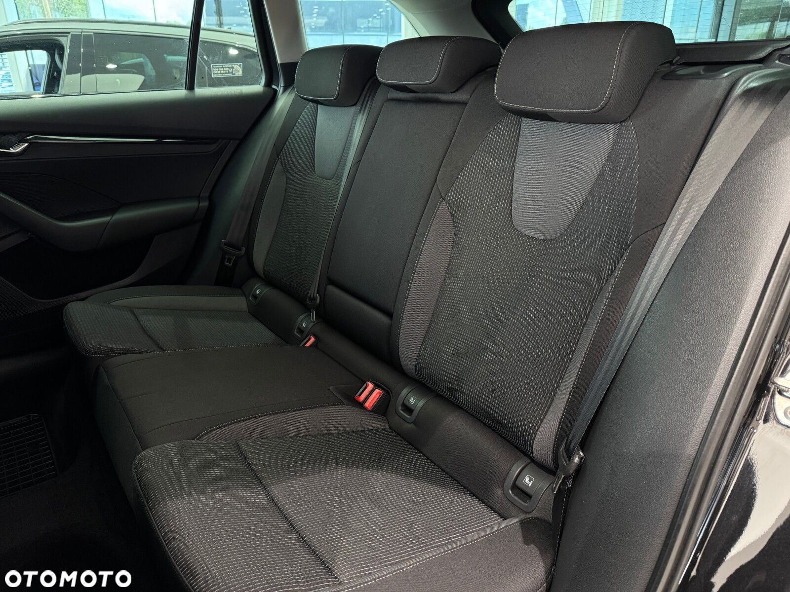 Skoda Octavia 2.0 TDI Ambition DSG - 13