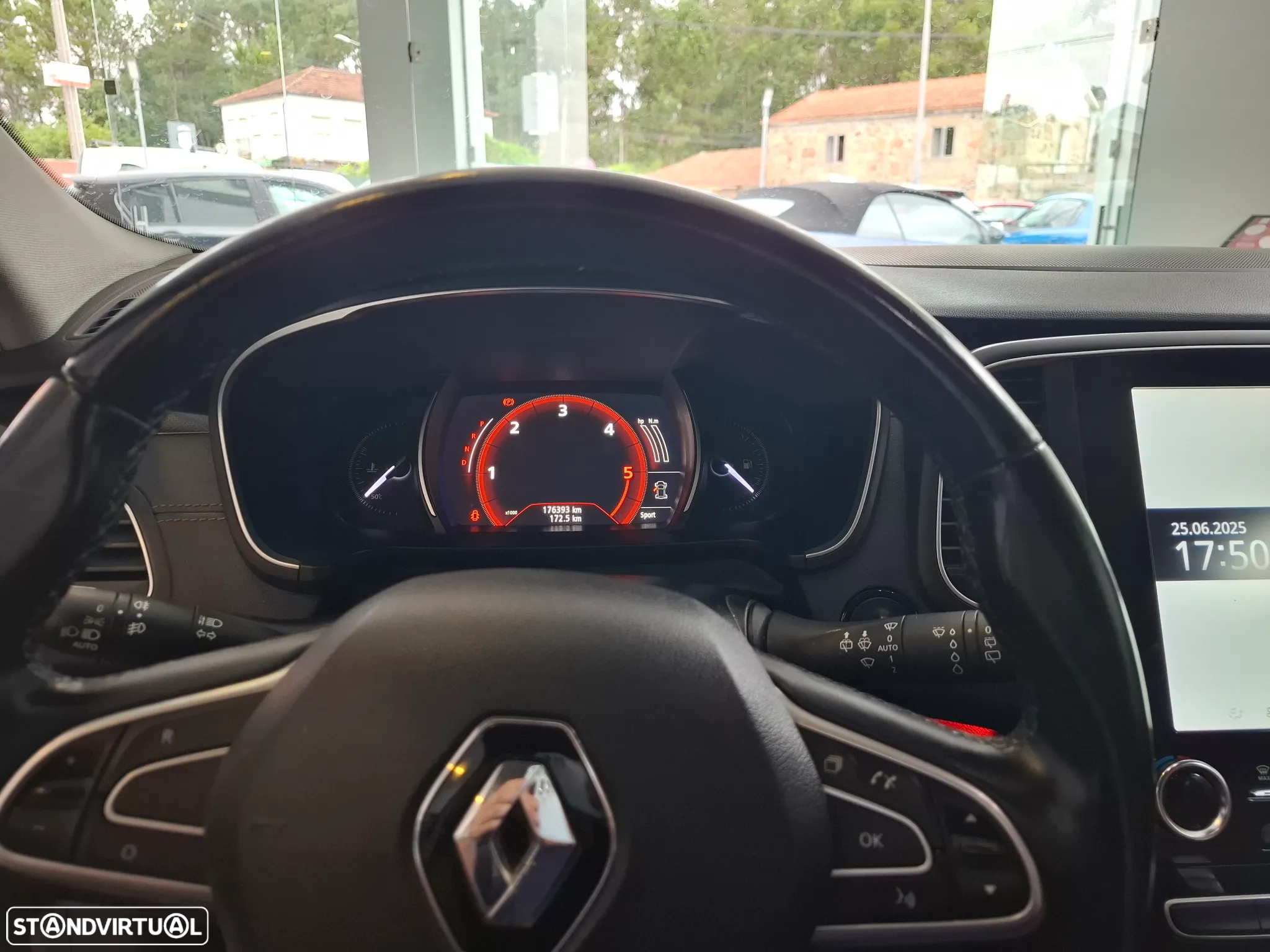 Renault Talisman Sport Tourer - 12