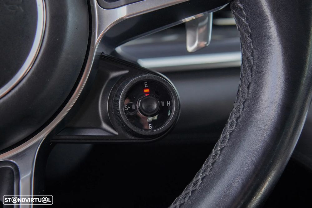 Porsche Panamera 4 E-Hybrid 10 Years Edition - 20