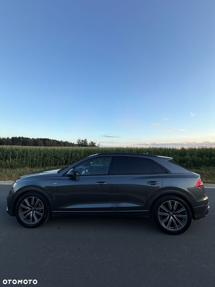 Audi Q8 - 7