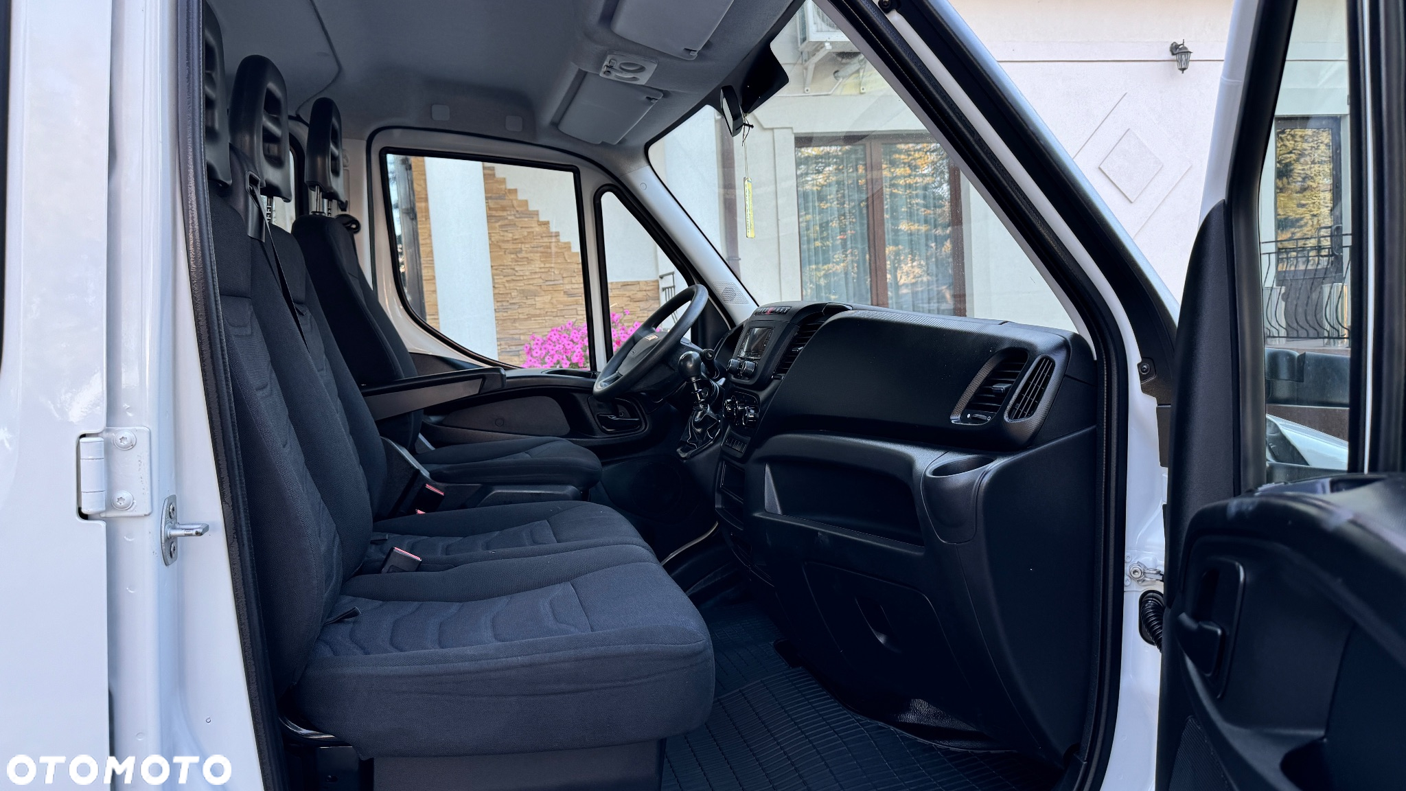 Mercedes-Benz IVECO,1 Właściciel, Salon Polska, 6 7 osobowy, Stan idealny FV23% - 17