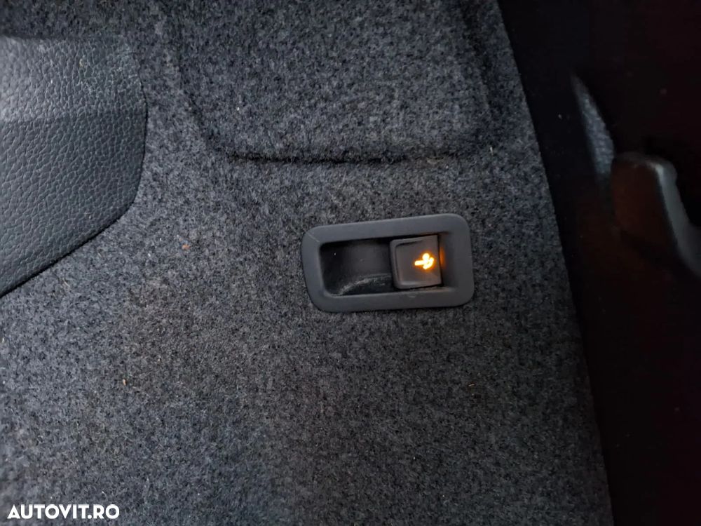 Skoda Karoq 1.6 TDI DSG Ambition - 23