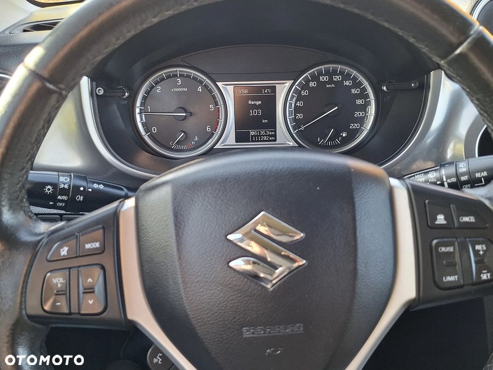 Suzuki Vitara - 26